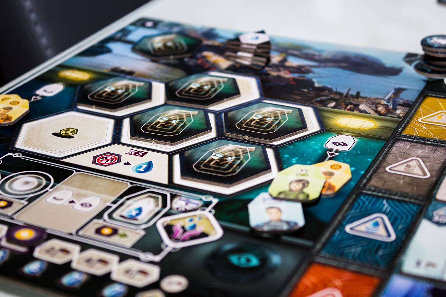 Test: Anachrony – ein paradox gutes Spiel