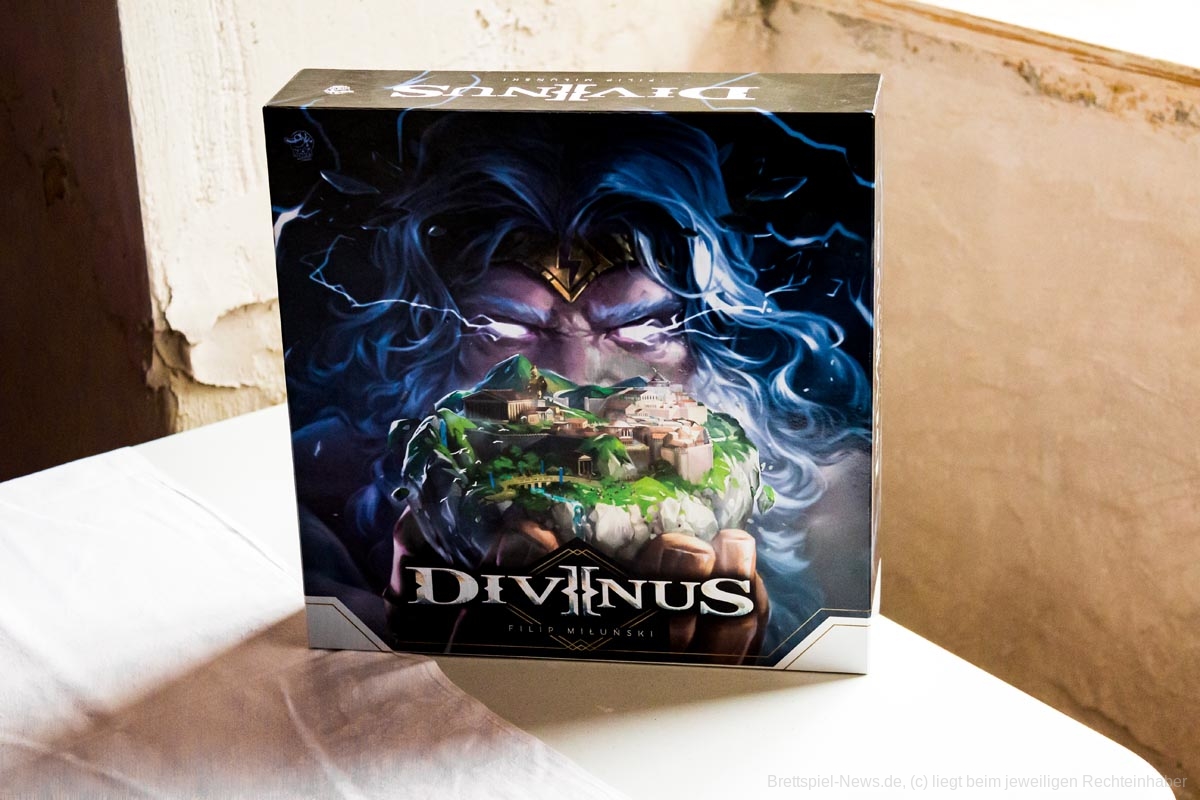 DIVINUS