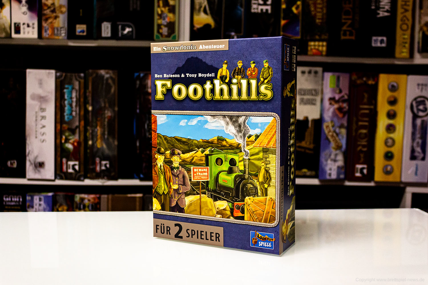 FOOTHILLS // Bilder vom Spielmaterial
