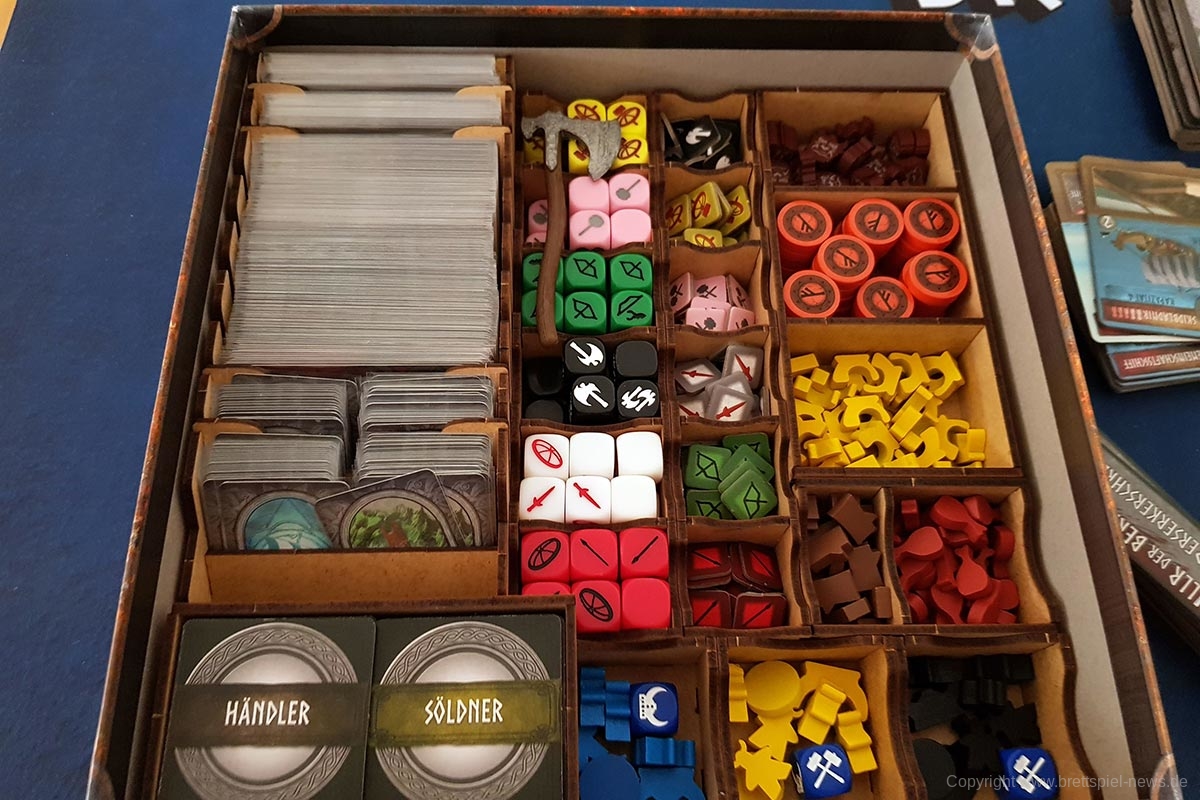 MEIN ERSTE MAL // Ein Inlay für ein Spiel