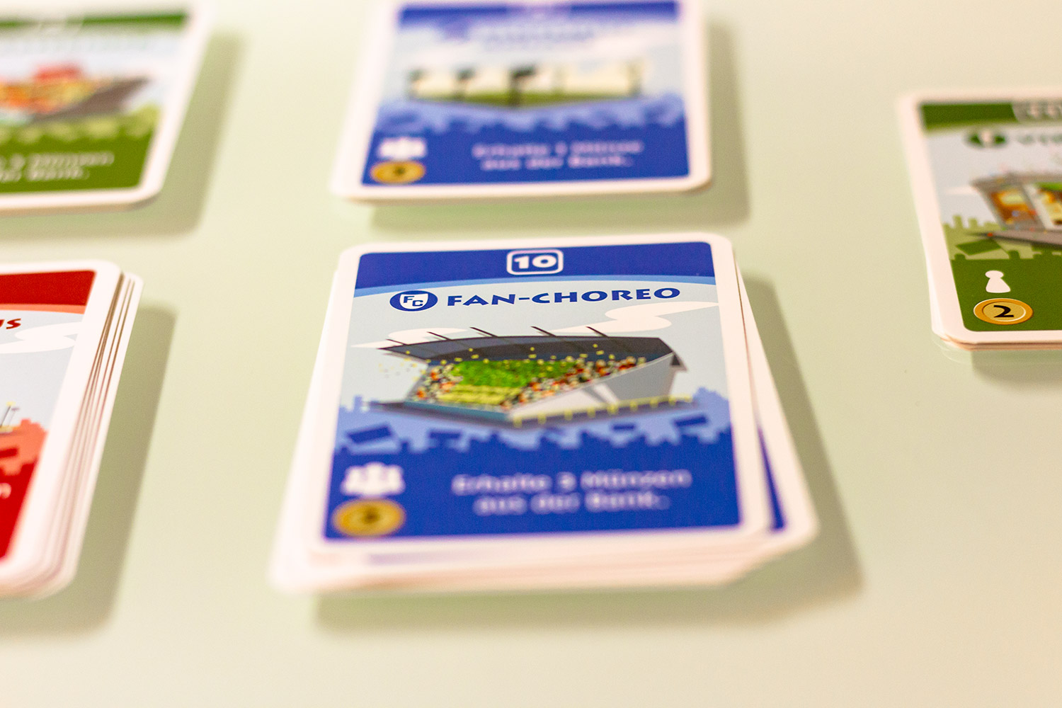 Test: Machi Koro Fußball – endlich ein gescheites Fußballspiel kaufen