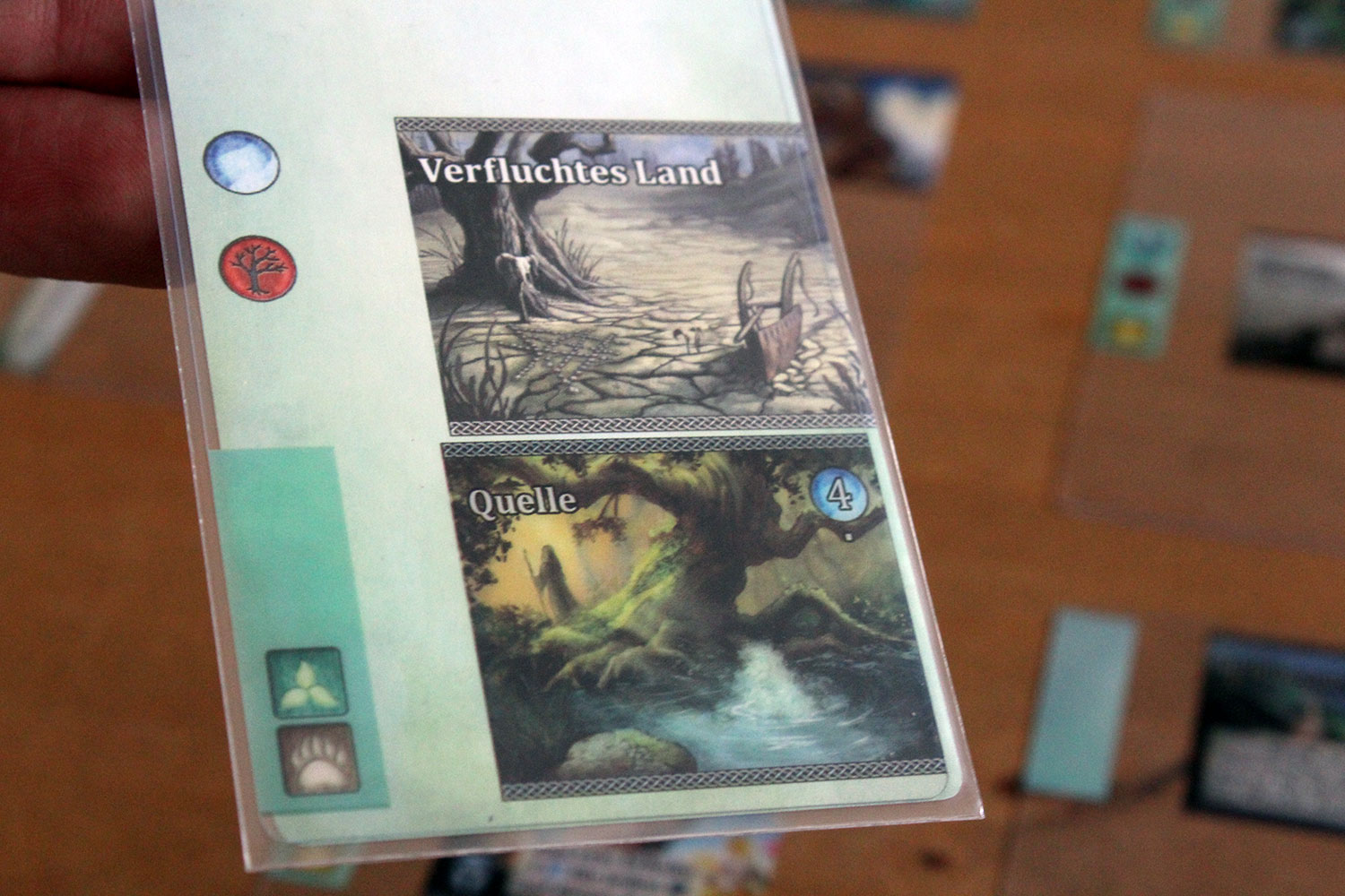 Mystic Vale das “Cardbuilding”-Spiel von Pegasus Spiele im Test