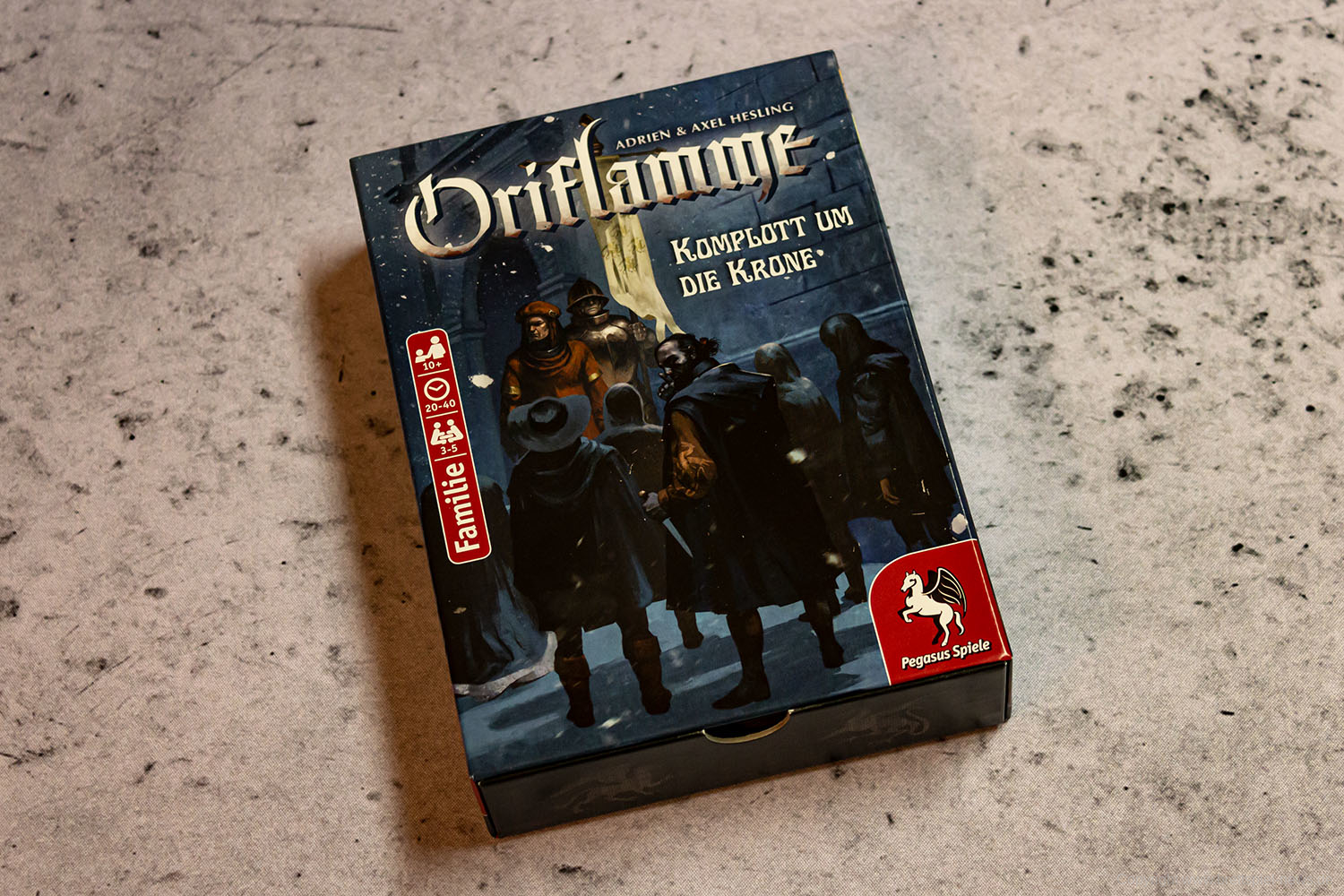 ORIFLAMME // Erste Bilder