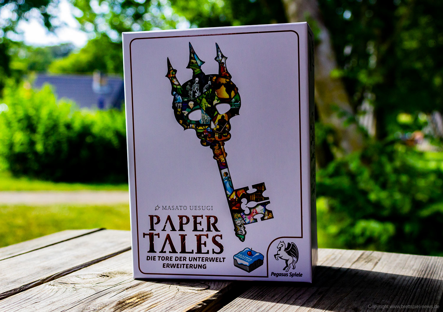 PAPER TALES // Die Tore der Unterwelt zu kaufen - erste Bilder