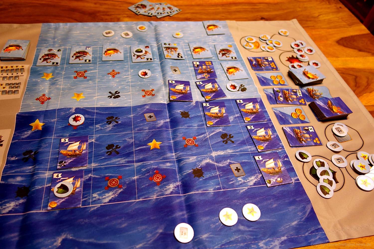 pirates under fire 06