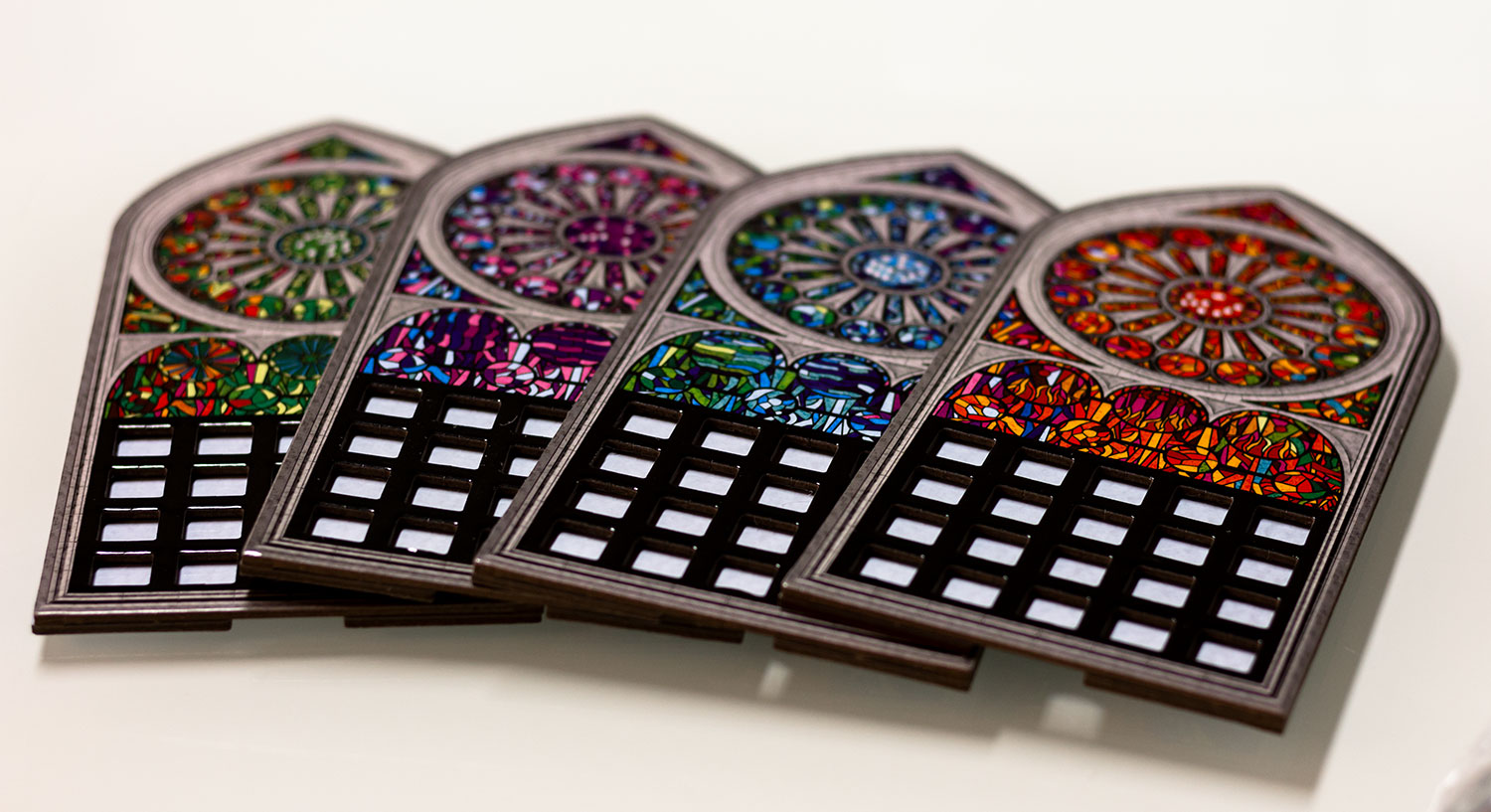 Test: Sagrada – Willkommen in der Würfelkirche