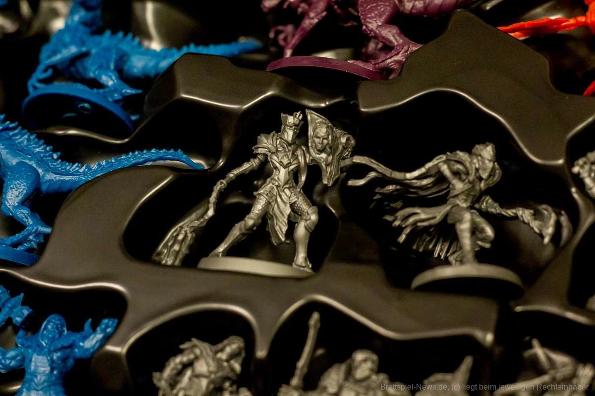 sword socery box2 009