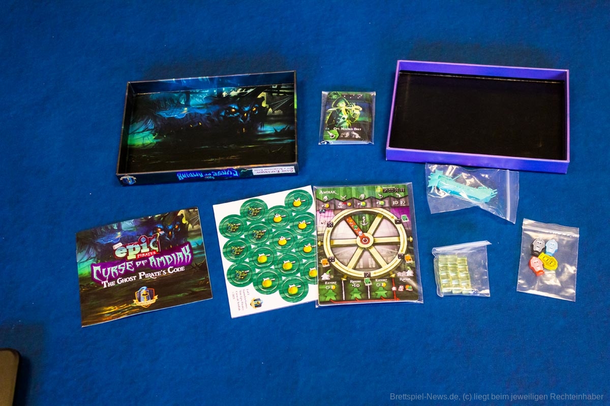 tiny epic pirates deluxe 007