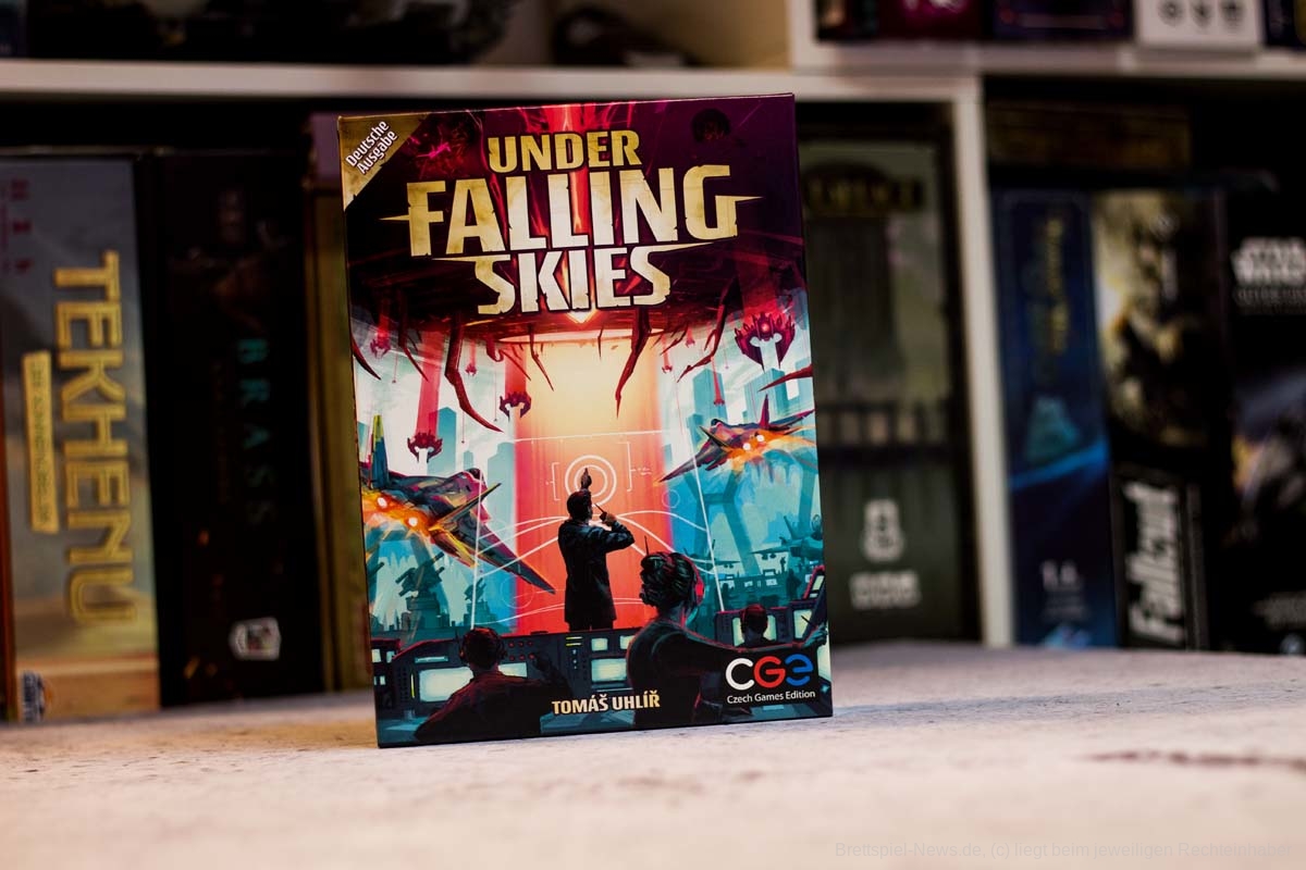 TEST // UNDER FALLING SKIES