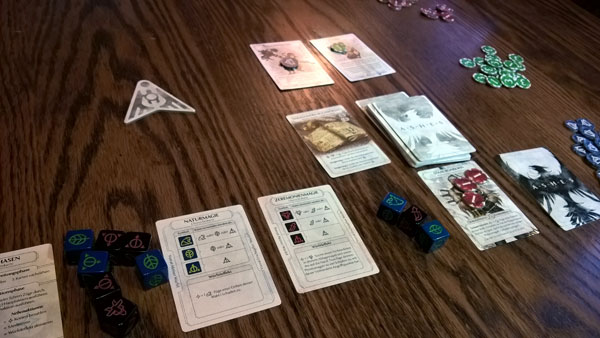 Test: Ashes – Aufstieg der Phönixmagier, Rezension, Kartenspiel, Spieltest