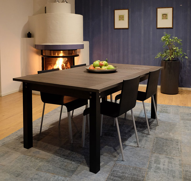 Startup HÜNE präsentiert Spieltische für Brettspiele auf der Spiel‘18