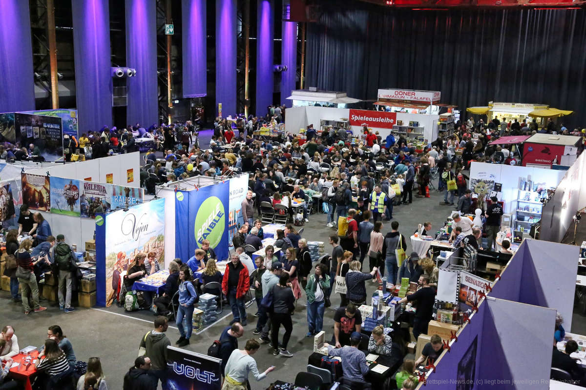 Messetrubel auf der SPIEL DOCH Foto Hans Griesdorn