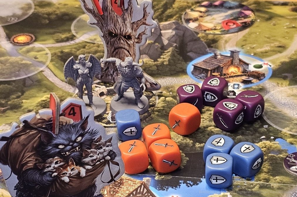 "Lord of Loot" ist ein kooperatives Abenteuerspiel für 1–5 Personen ab 8 Jahren mit einer Spieldauer von 60–90 Minuten, in dem wir Aufgaben erfüllen müssen, um schließlich die Endgegner besiegen zu können.